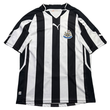 Carregar imagem no visualizador da galeria, Newcastle 2010 M

