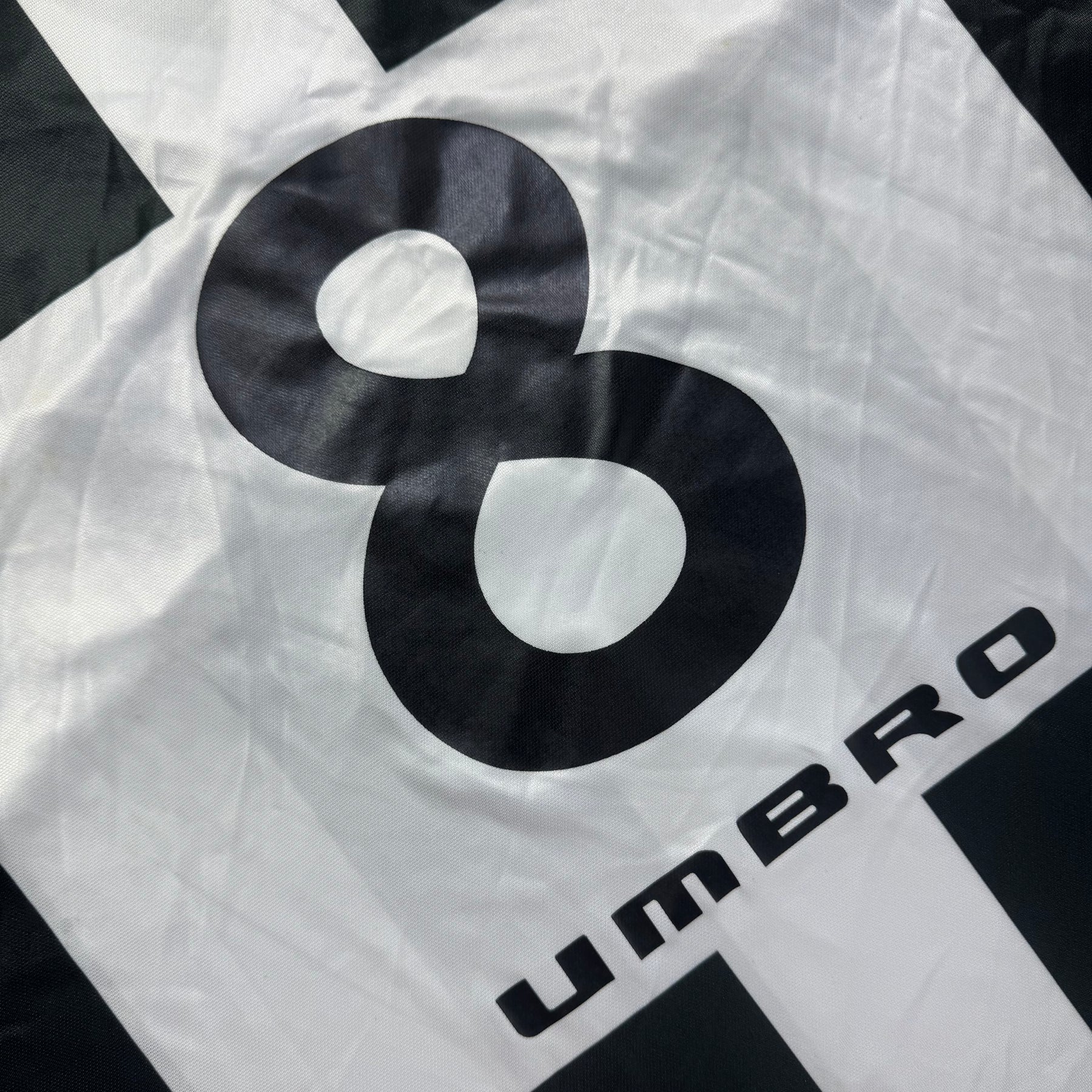 Santos 2001 GG