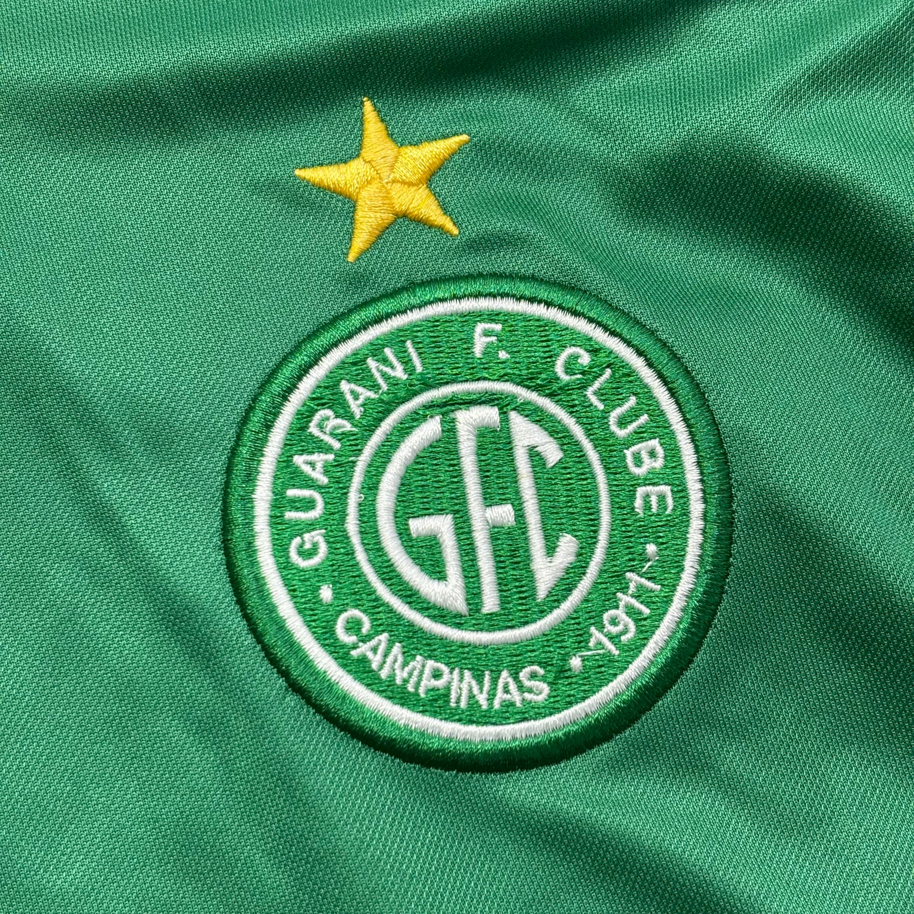 Guarani 2002 GG