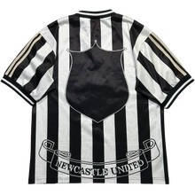Carregar imagem no visualizador da galeria, Newcastle 1997 G
