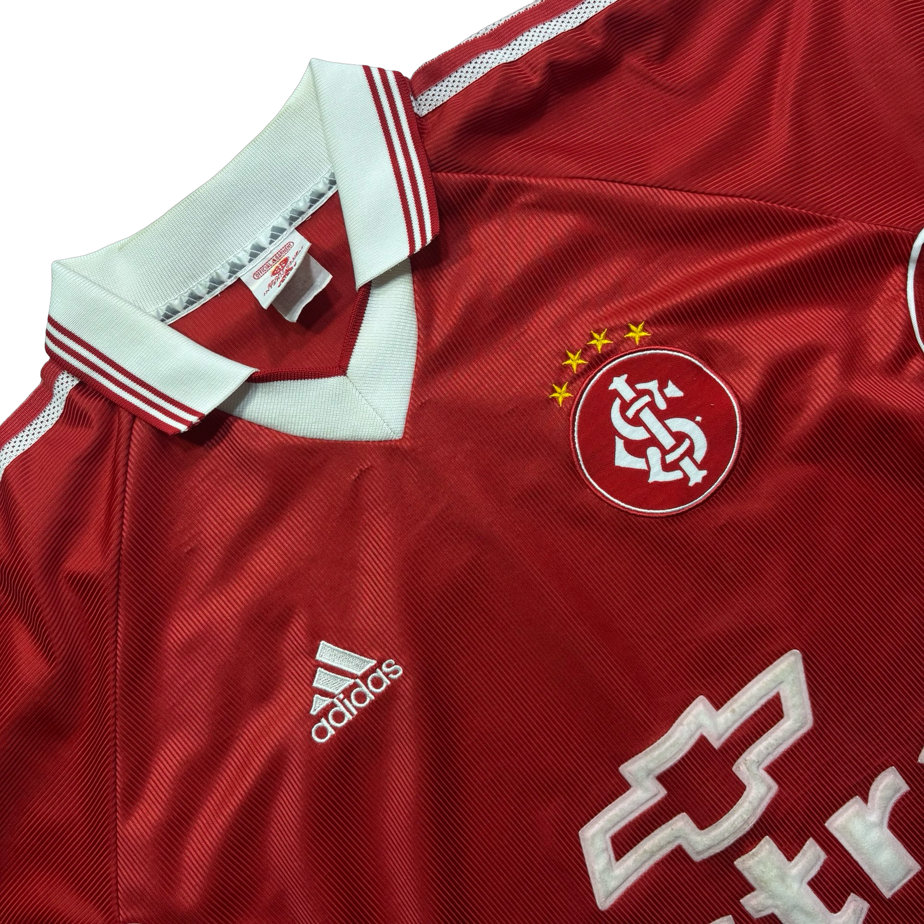 Internacional 1999 GG