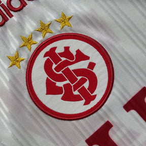 Internacional 1997 GG