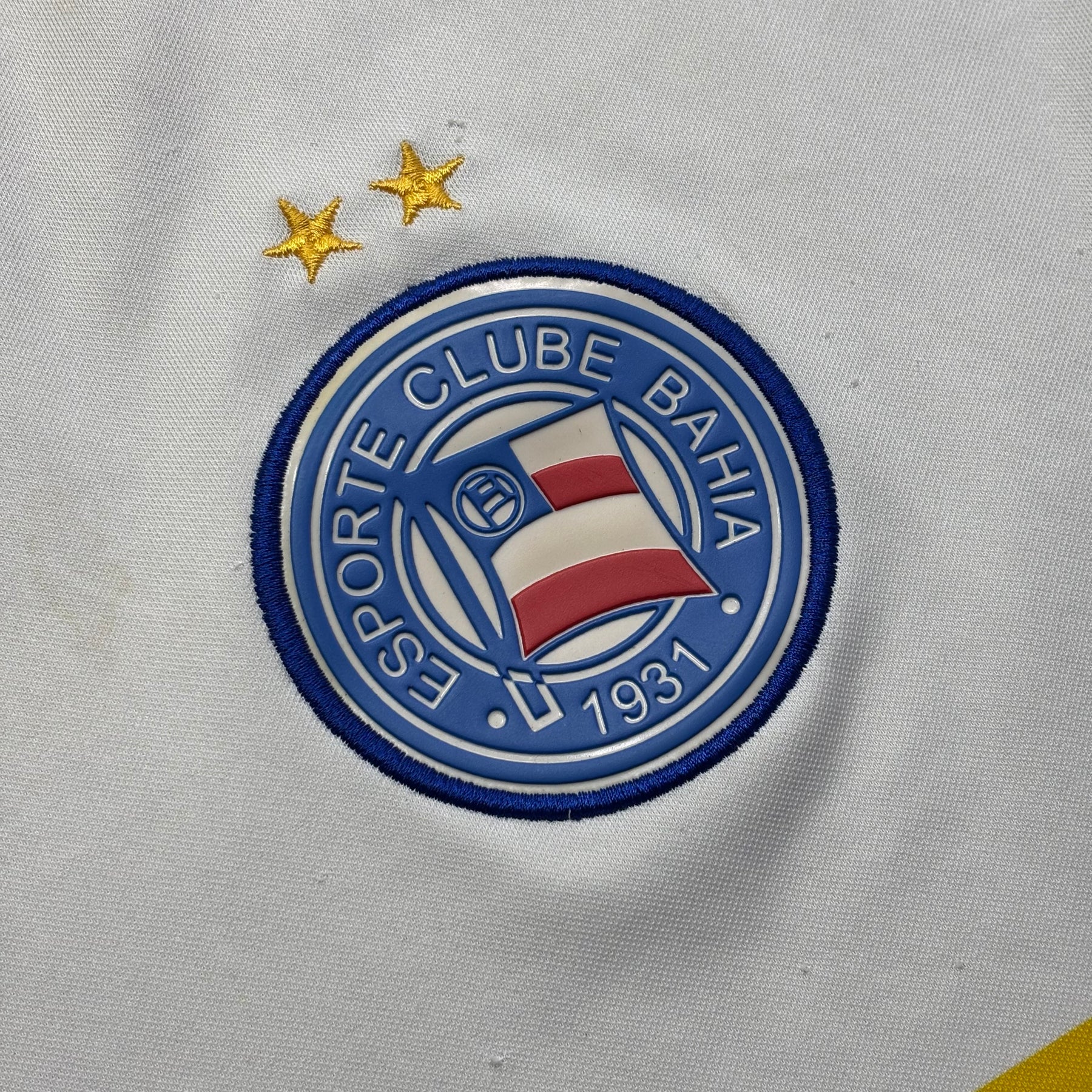 Bahia 2004 GG