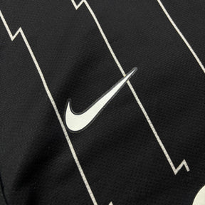 Corinthians 2011 M