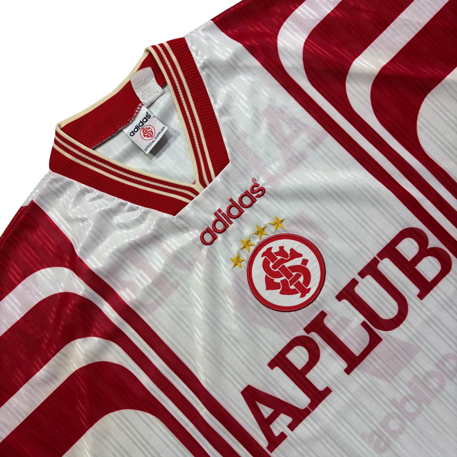 Internacional 1997 GG
