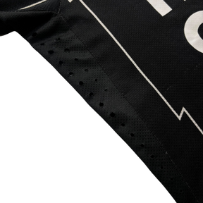 Corinthians 2011 M