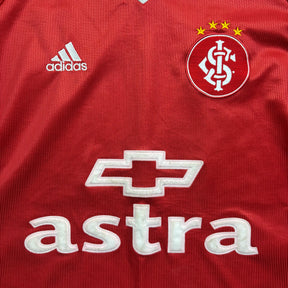 Internacional 1999 GG