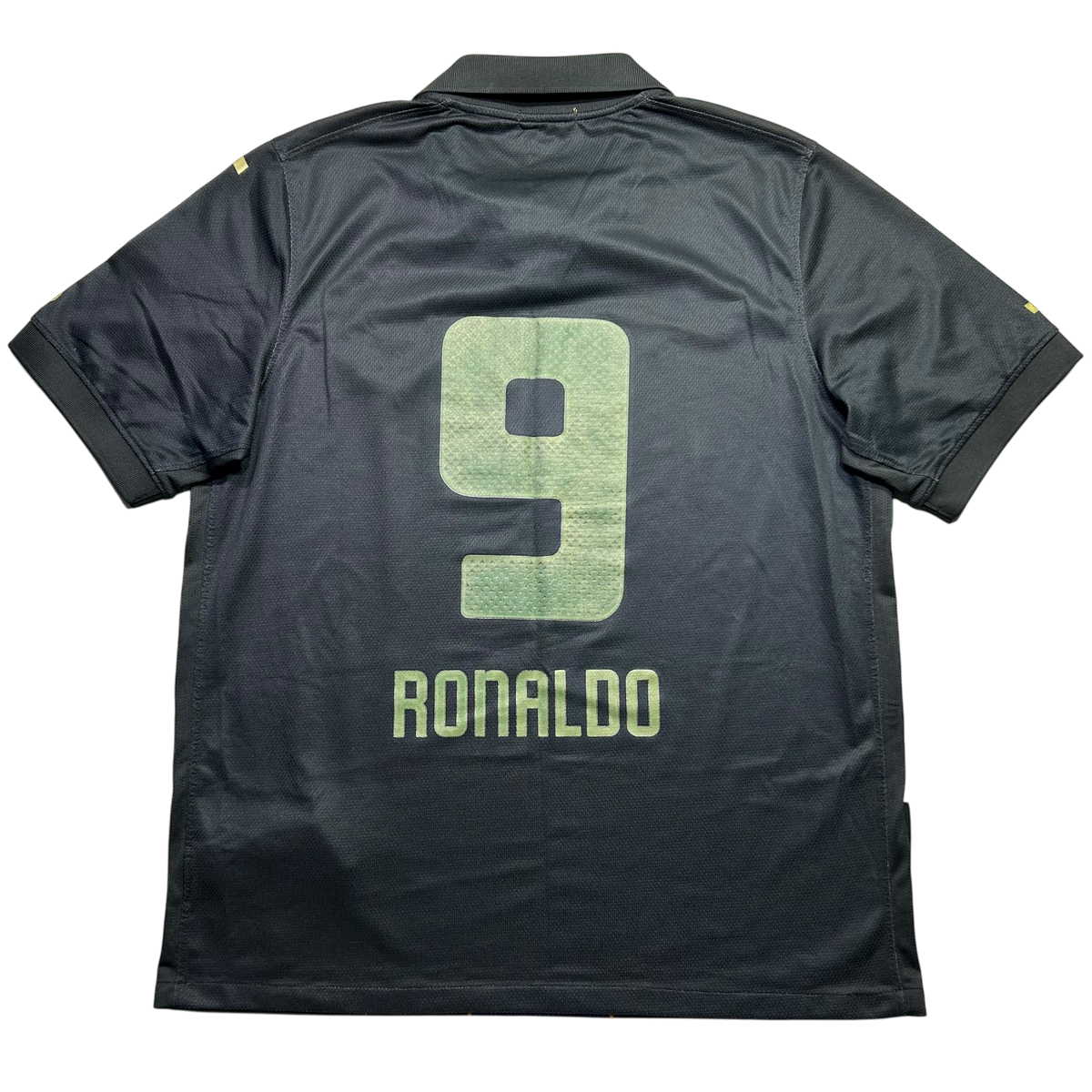 Corinthians 2010 M