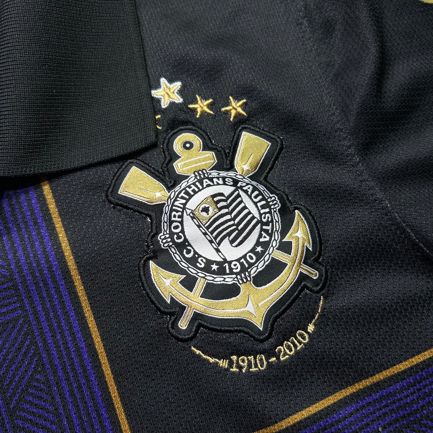 Corinthians 2010 M