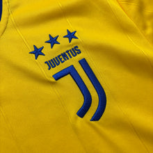 Carregar imagem no visualizador da galeria, Juventus 2017 G
