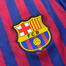 Carregar imagem no visualizador da galeria, Barcelona 2018 P
