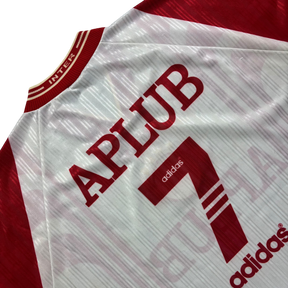 Internacional 1997 GG