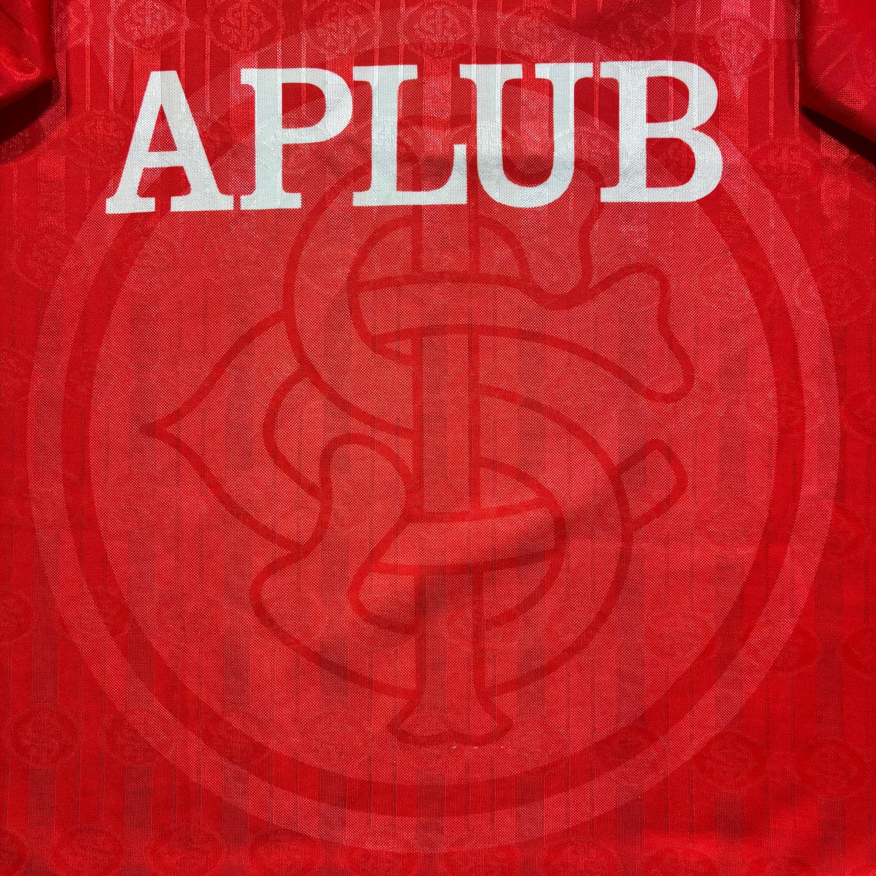 Internacional 1996 GG