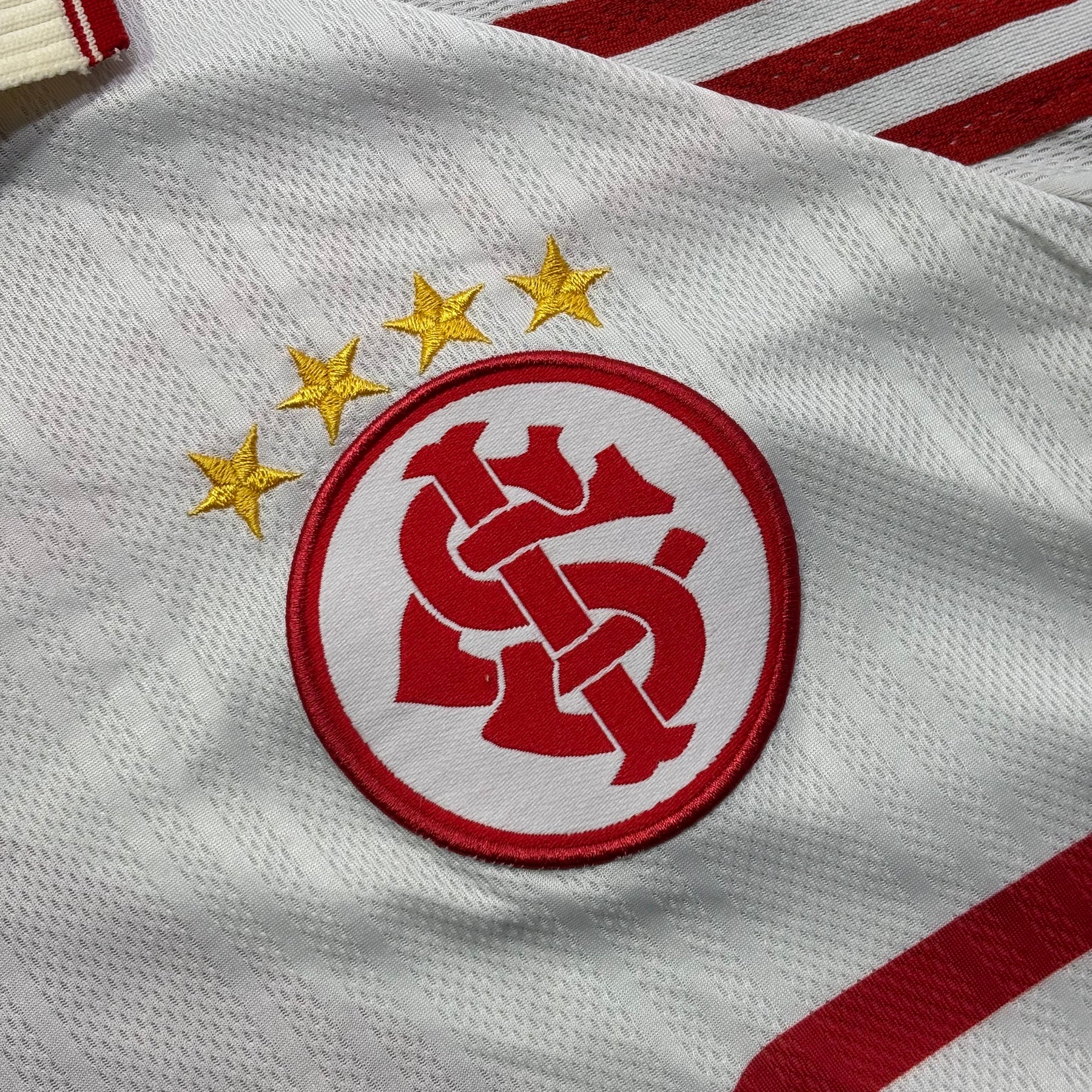 Internacional 1998 GG