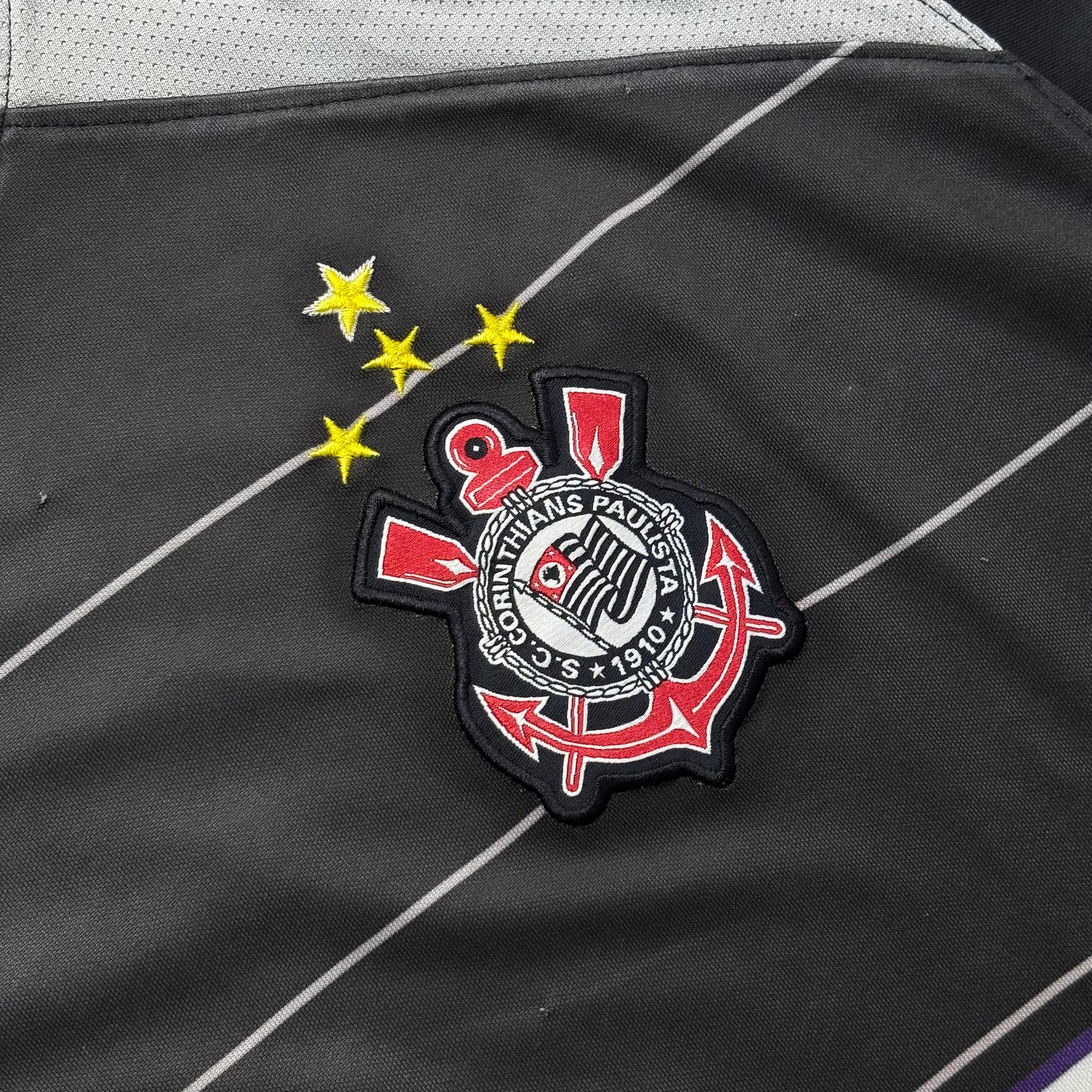 Corinthians 2004 M