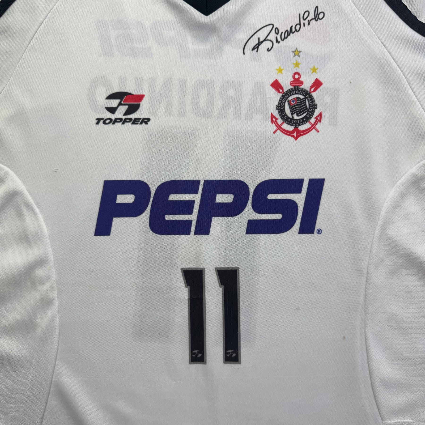 Corinthians 2001 M