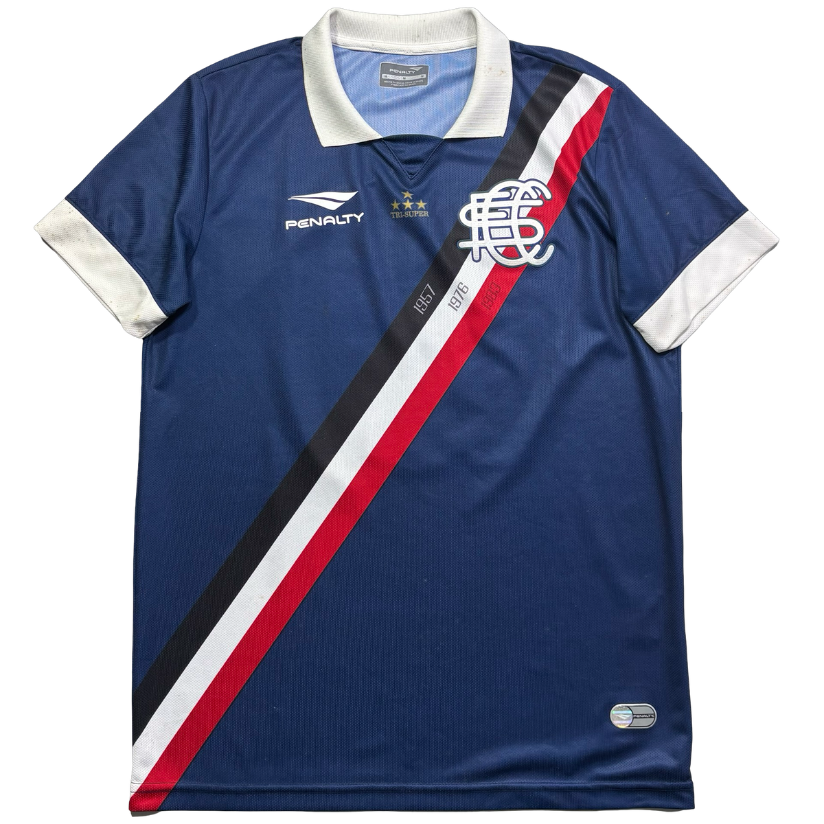 Santa Cruz 2015 M