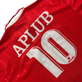 Internacional 1996 GG